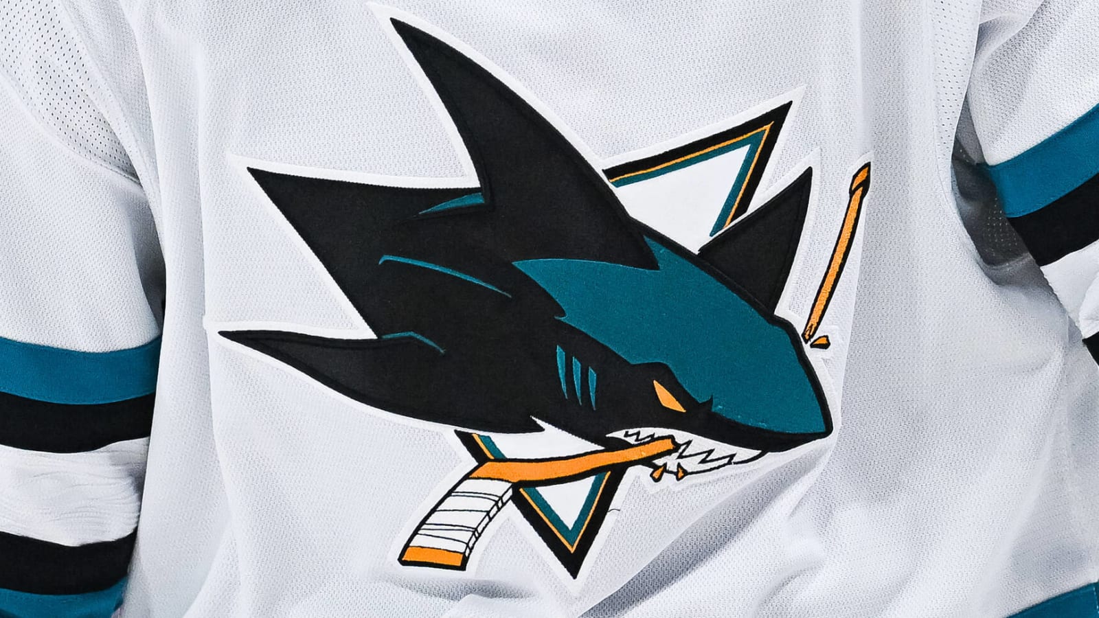 Sharks' Shakir Mukhamadullin returning to North America