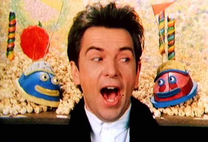 Peter Gabriel "Sledgehammer" (1986)