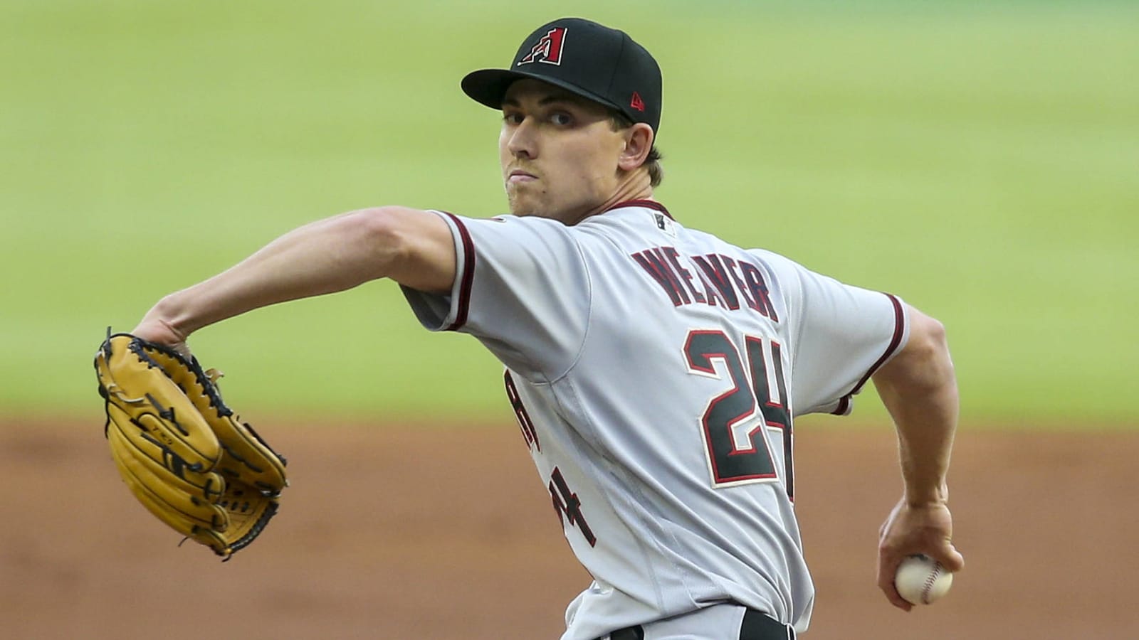 D-backs to promote RHP Martin, place RHP Weaver on IL