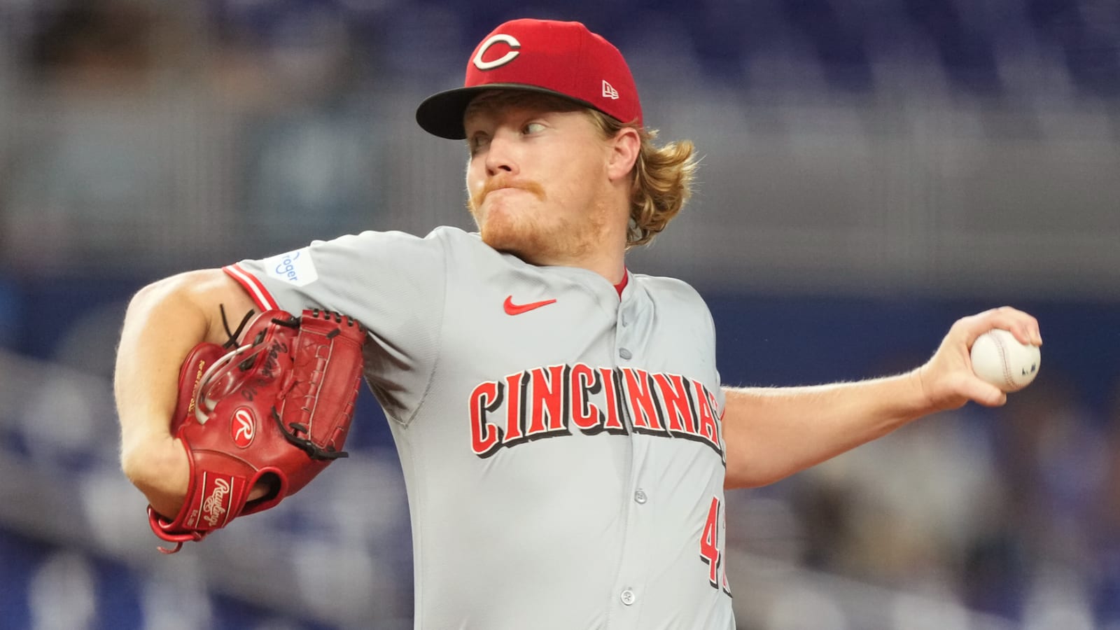 Reds place lefty starter on IL with shoulder strain