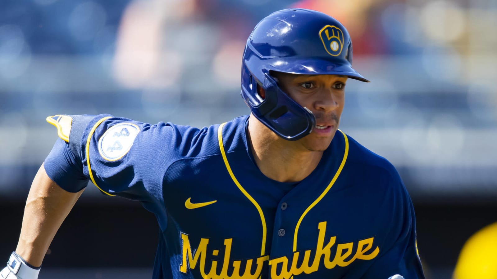 Brewers outright outfielder Corey Ray