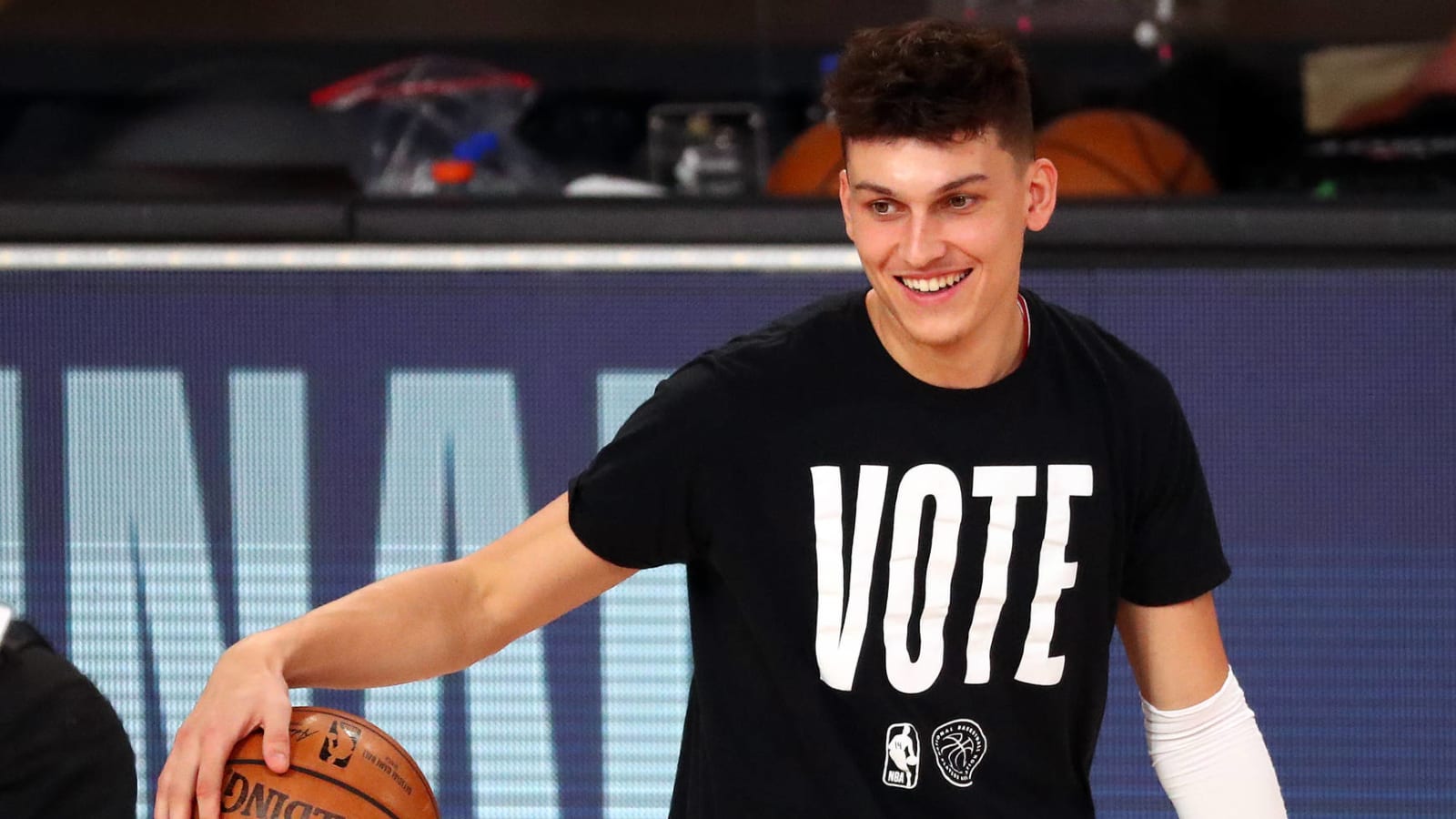 Heat exercise 2021-22 team option on Tyler Herro