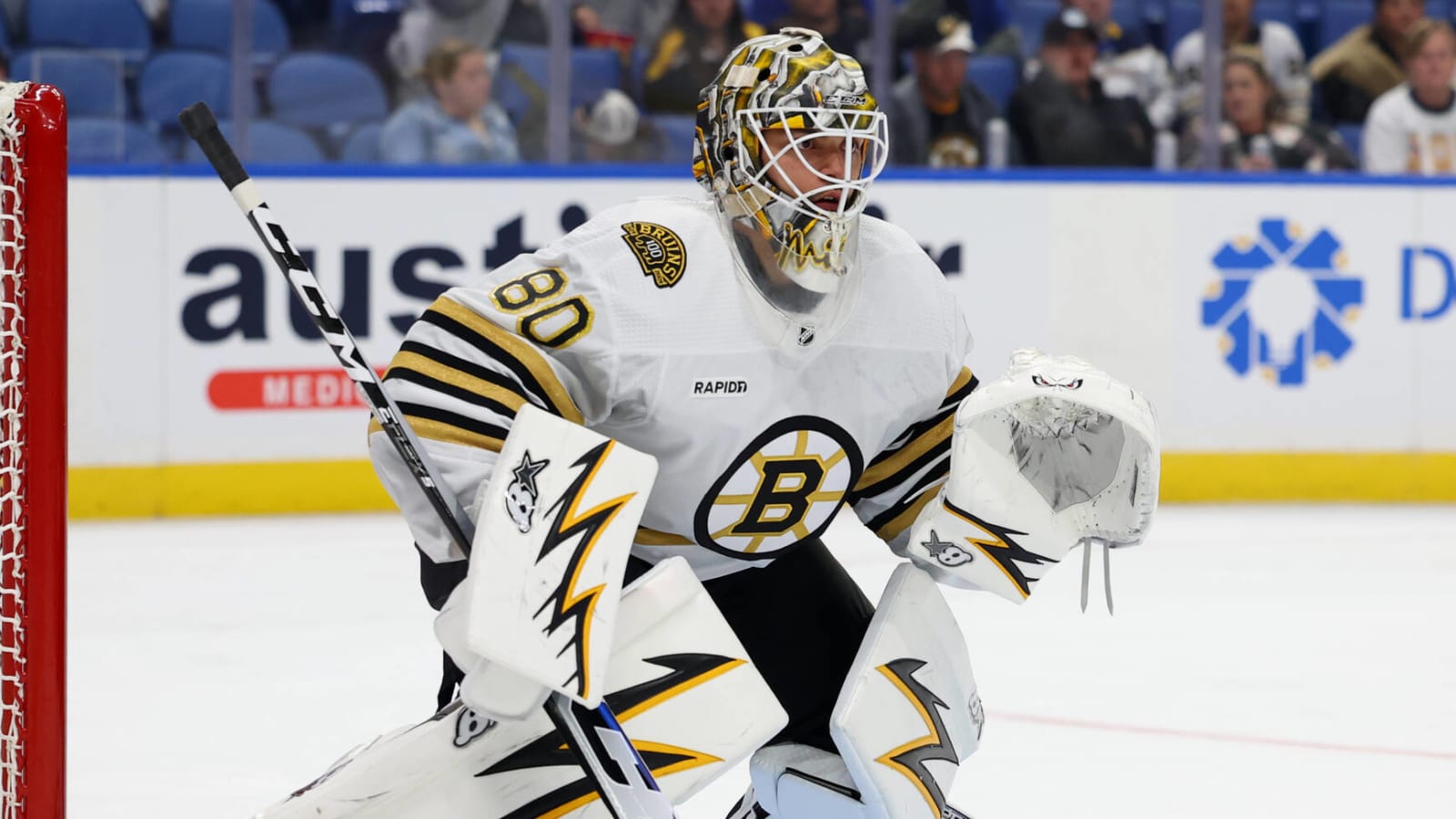 Bruins Continue To Solidify Goalie Depth, Extend DiPietro