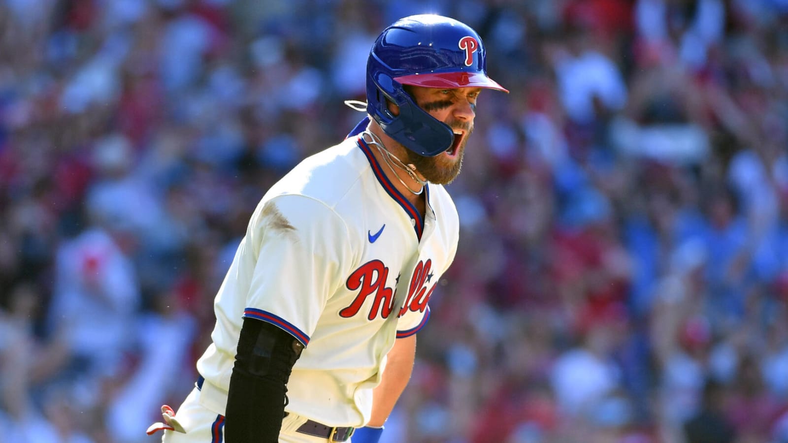 Bryce Harper back in Phillies lineup after three-game absence