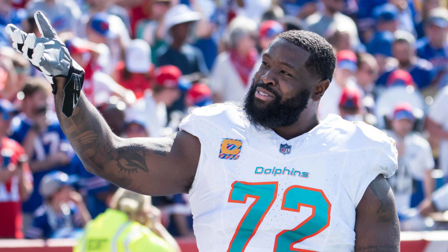 Dolphins GM addresses five-time Pro Bowler's future in Miami