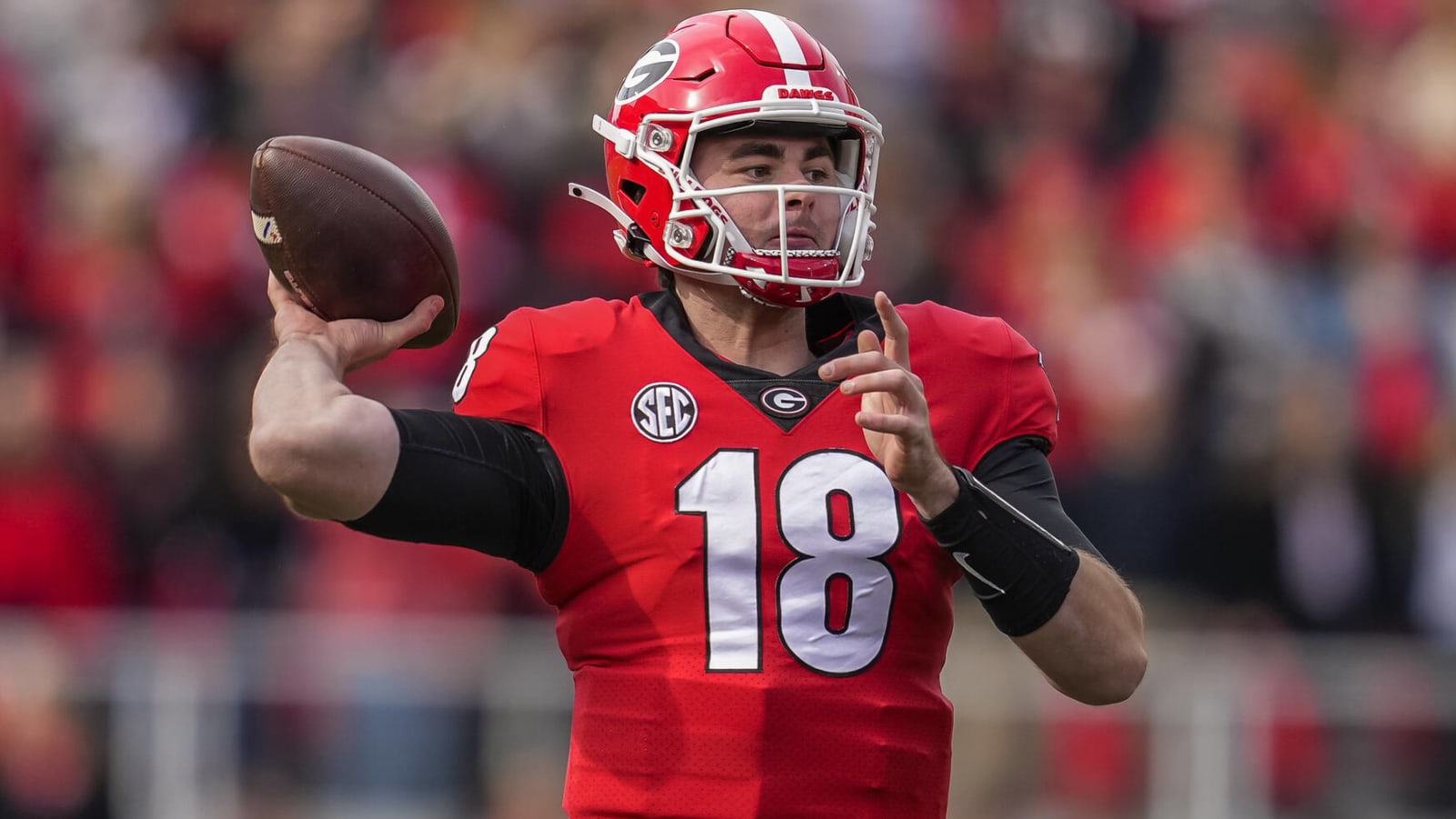 QB JT Daniels transfers from Georgia to West Virginia