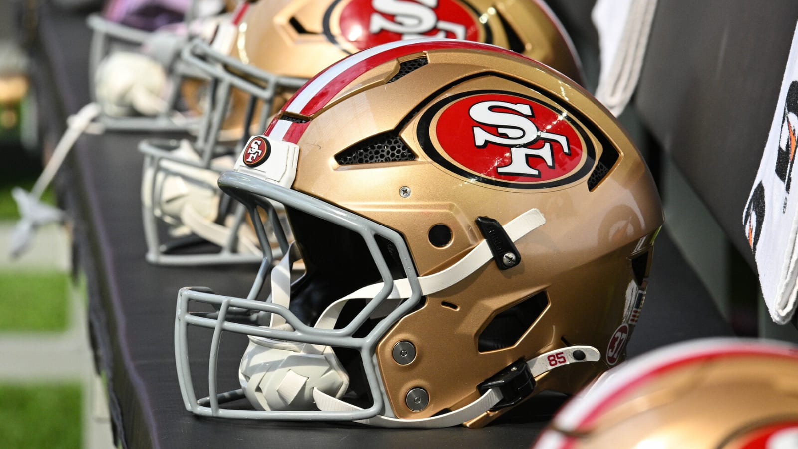 49ers announce roster moves ahead of Seahawks game