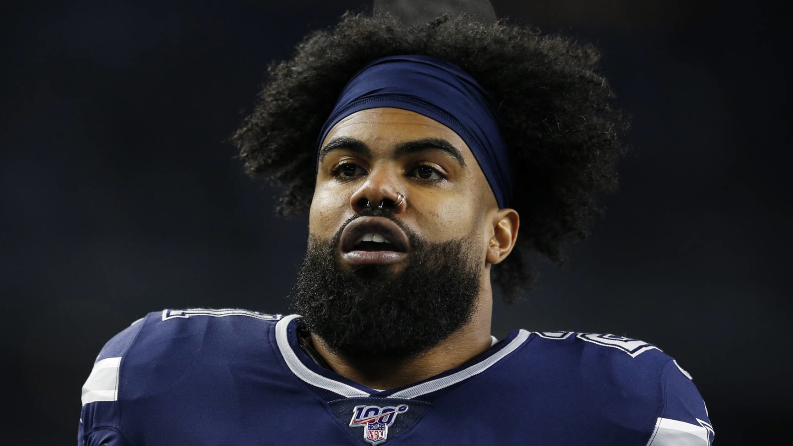 Ezekiel Elliott sued after dogs allegedly attacked pool cleaner