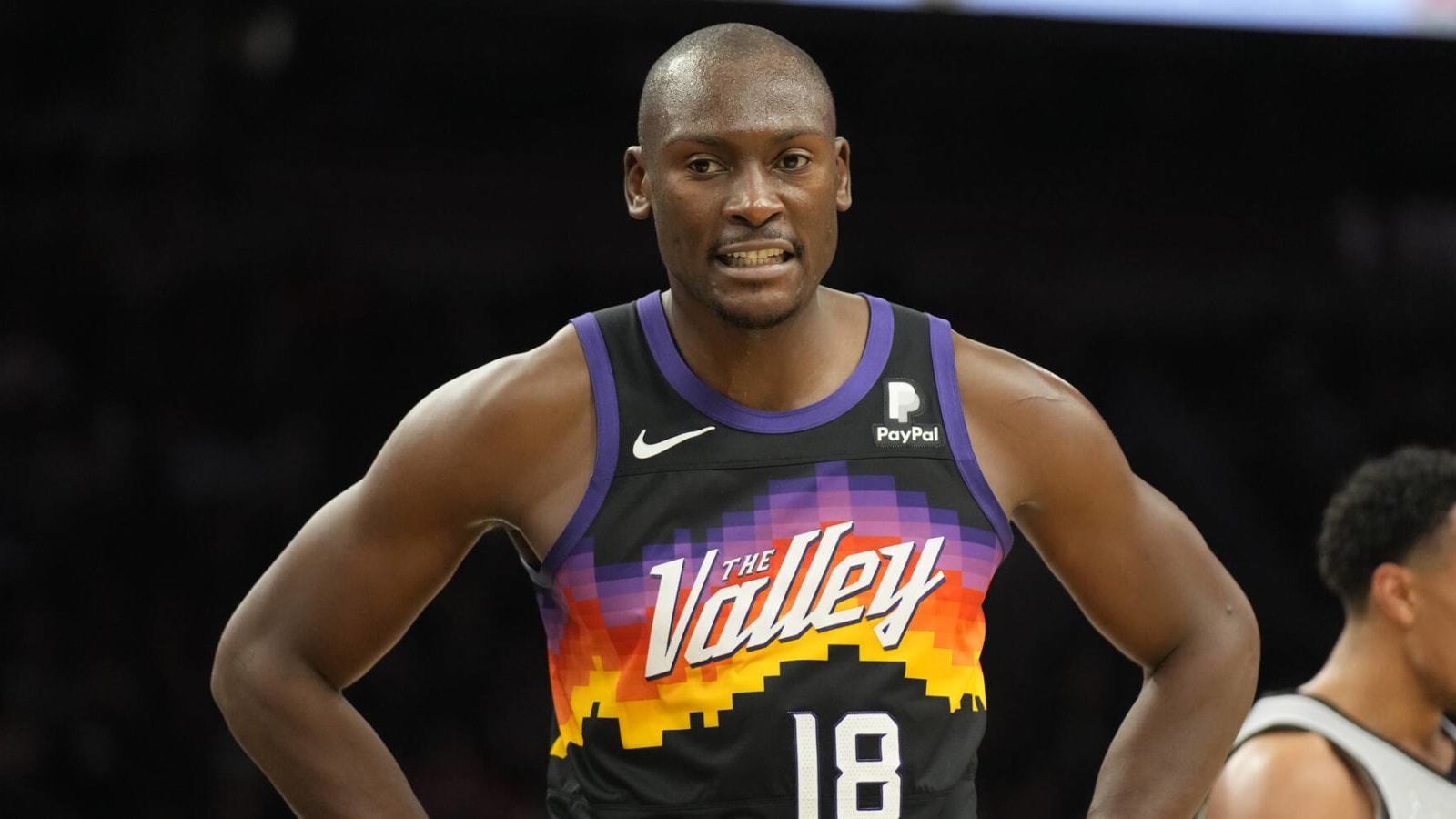 Suns' Bismack Biyombo assists people in Democratic Republic of Congo