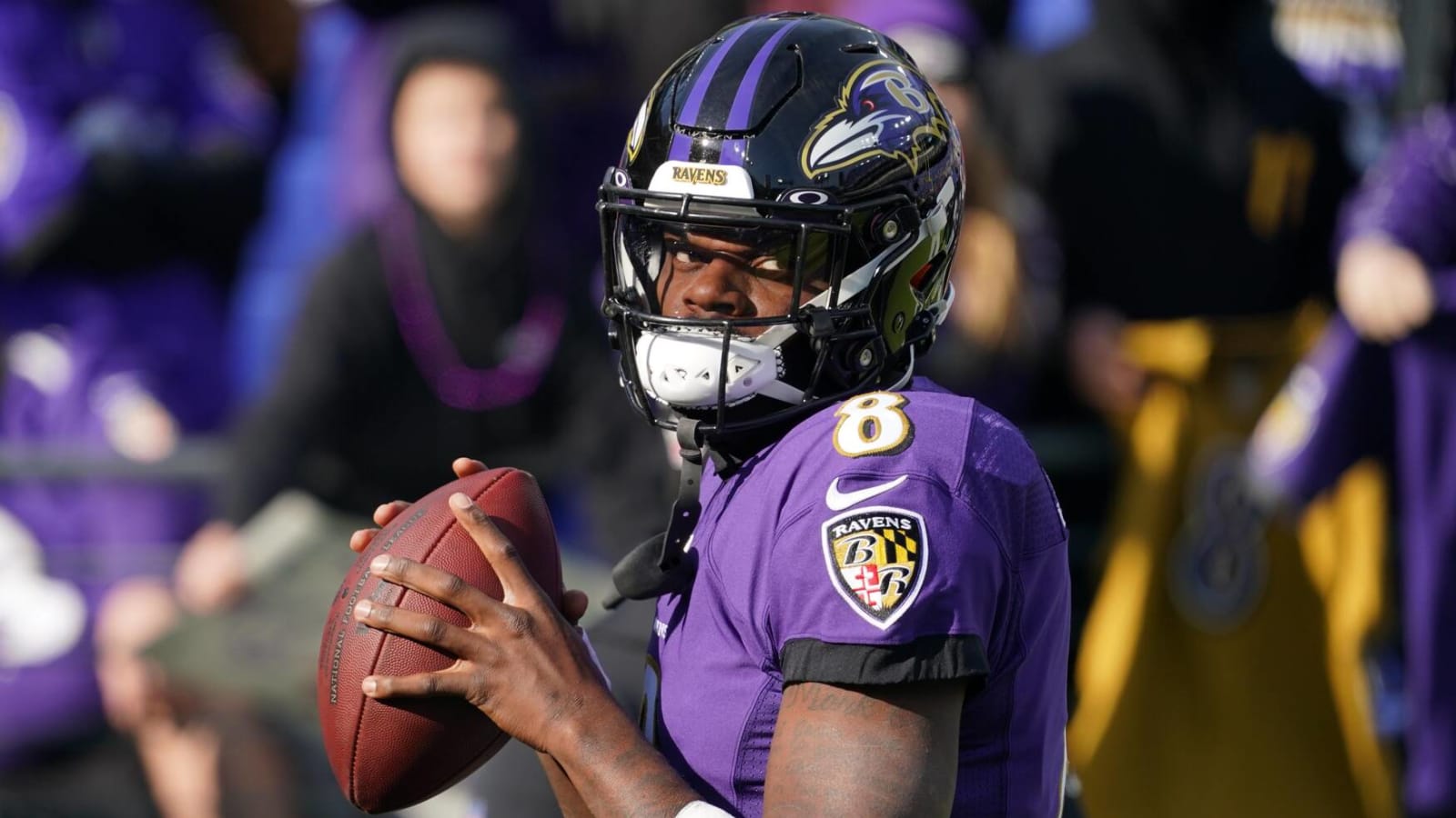 Ravens QB Lamar Jackson provides update on knee injury