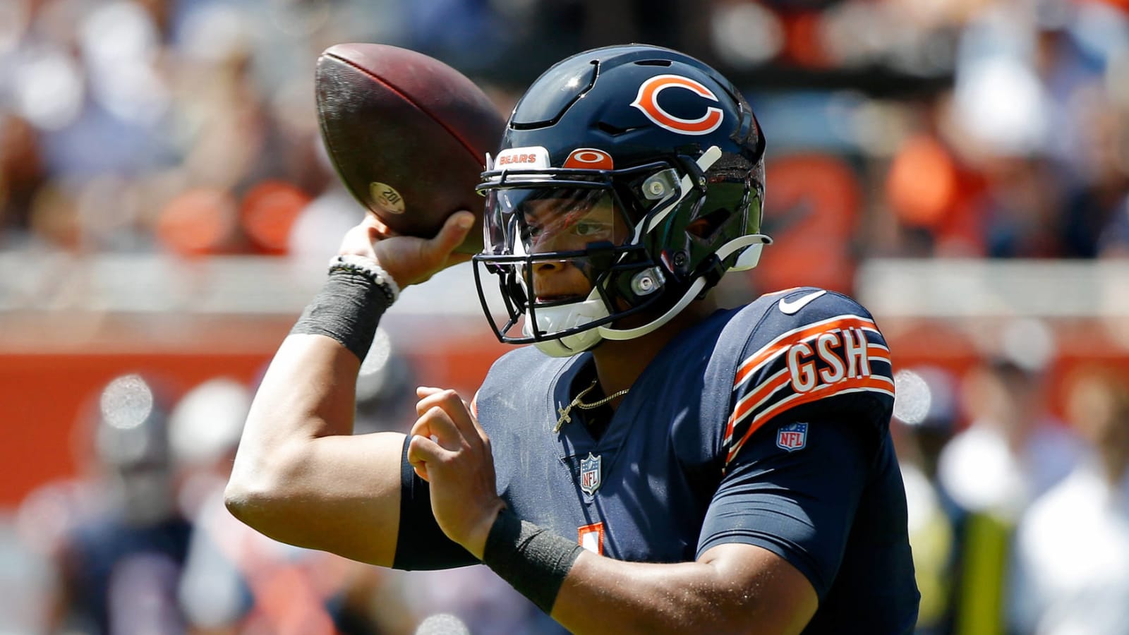 Bears' Fields has groin injury, could still play vs. Bills