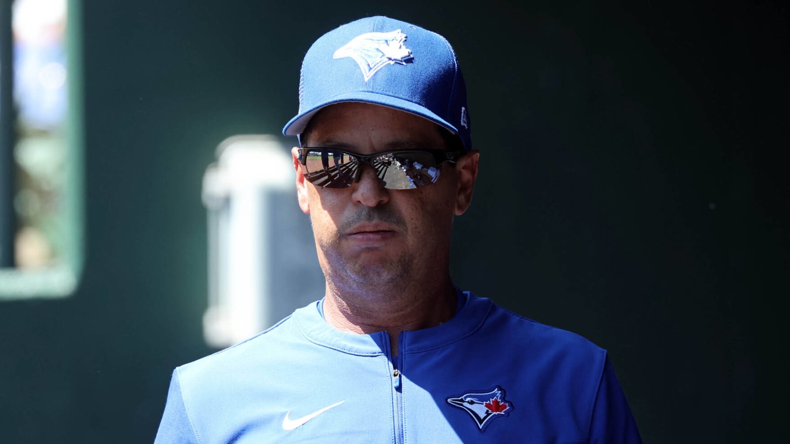 Blue Jays give manager Charlie Montoyo contract extension Yardbarker