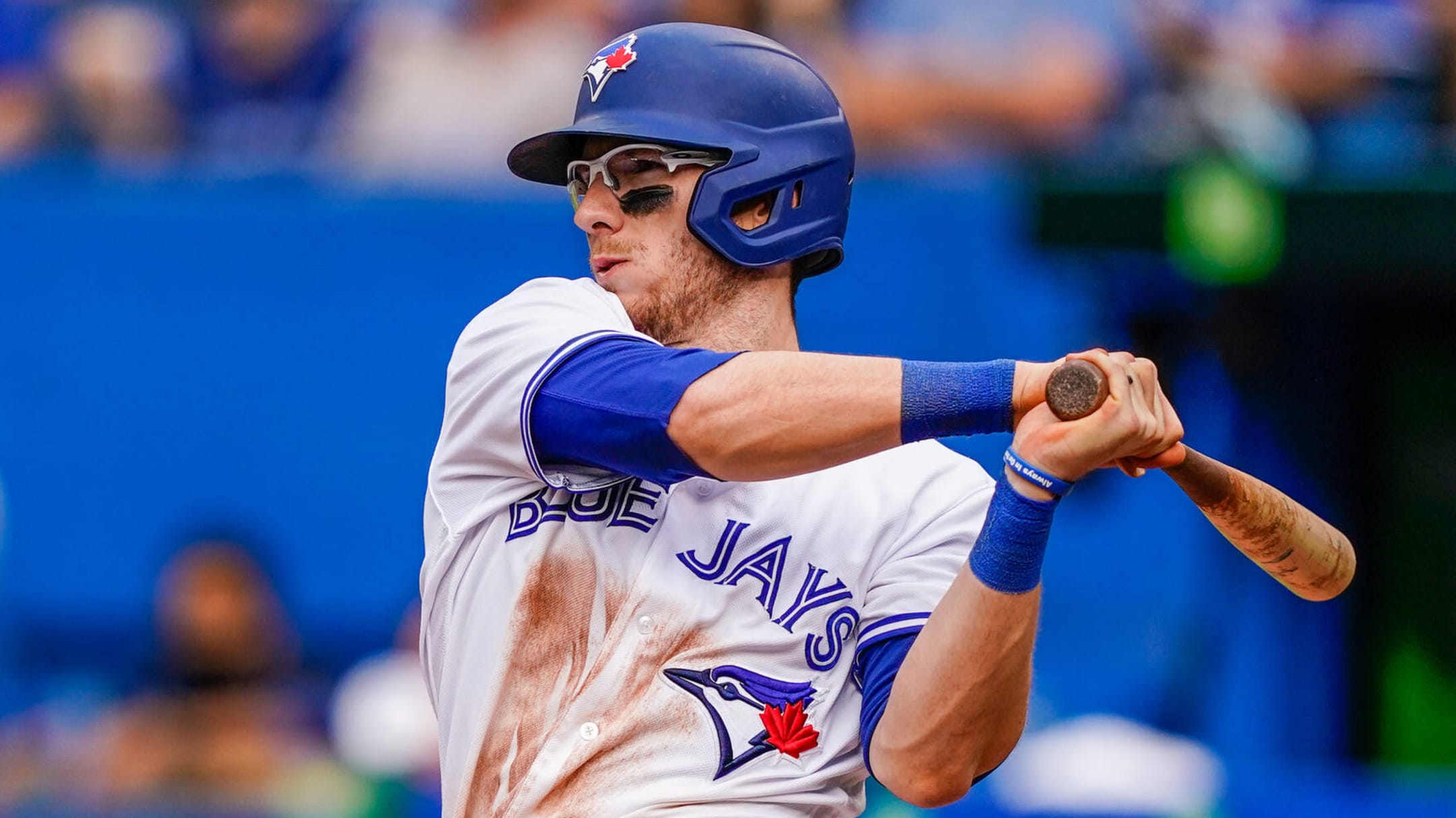 Blue Jays place Danny Jansen on 10-day IL, select Tyler Heineman