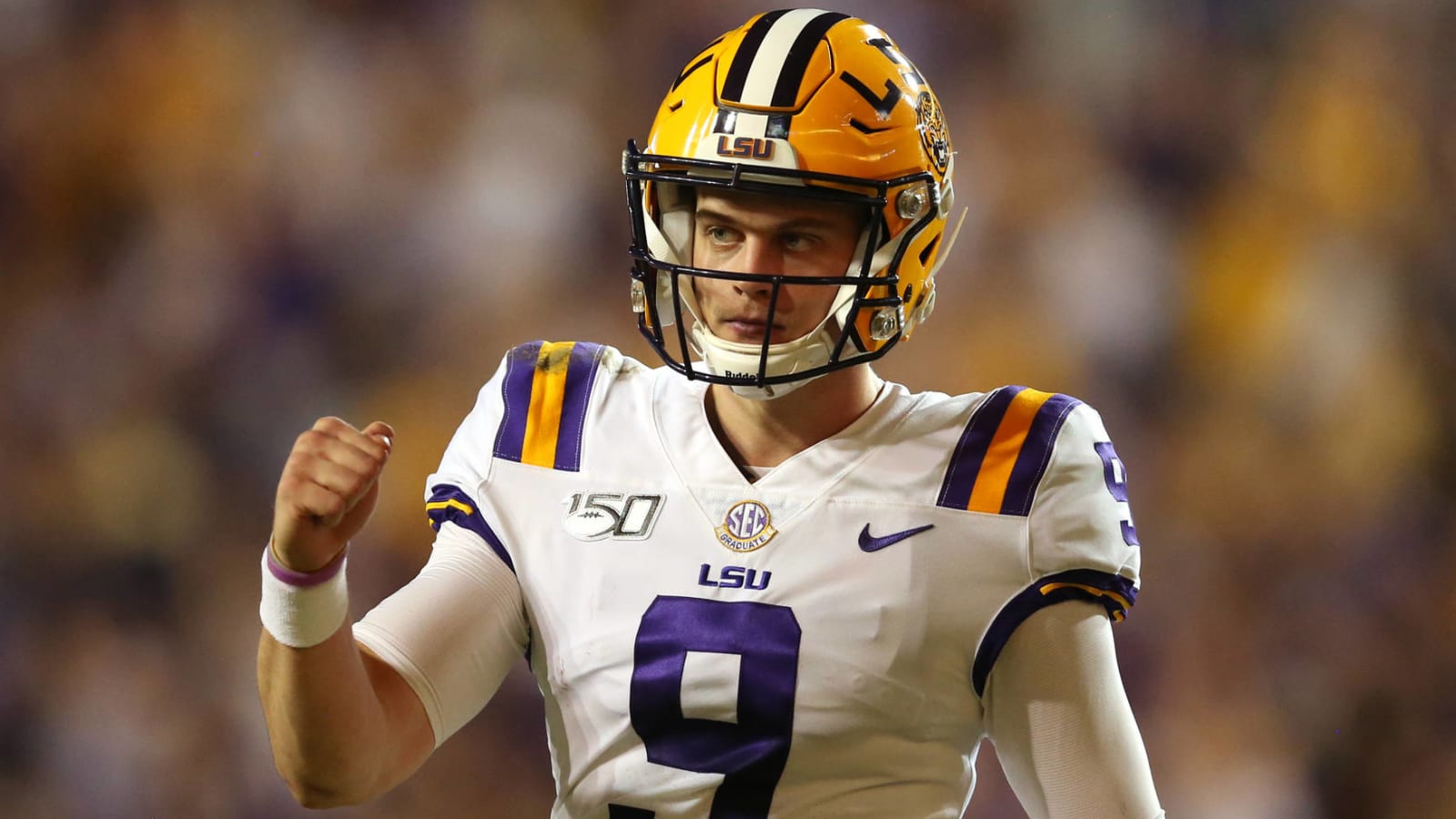 Joe Burrow wears 'Burreaux' Cajun version of his name on jersey for Senior Night