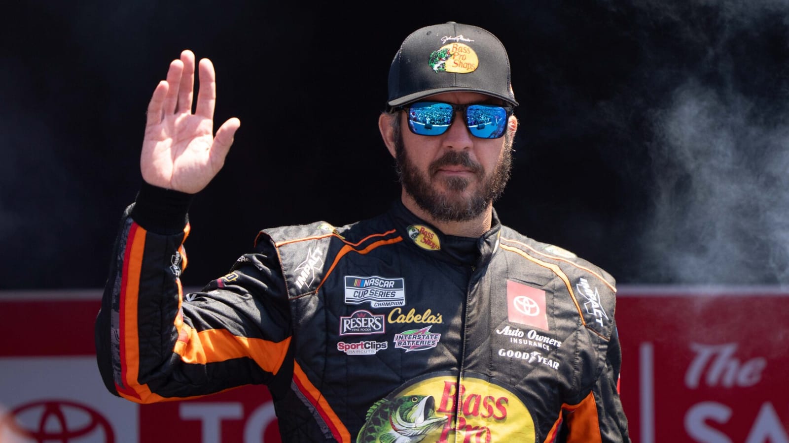 Martin Truex Jr. announces retirement