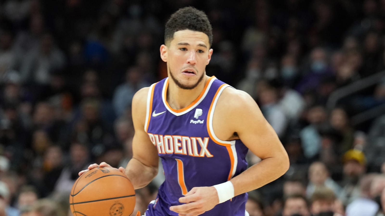 Devin Booker outscores entire Jazz team in first quarter