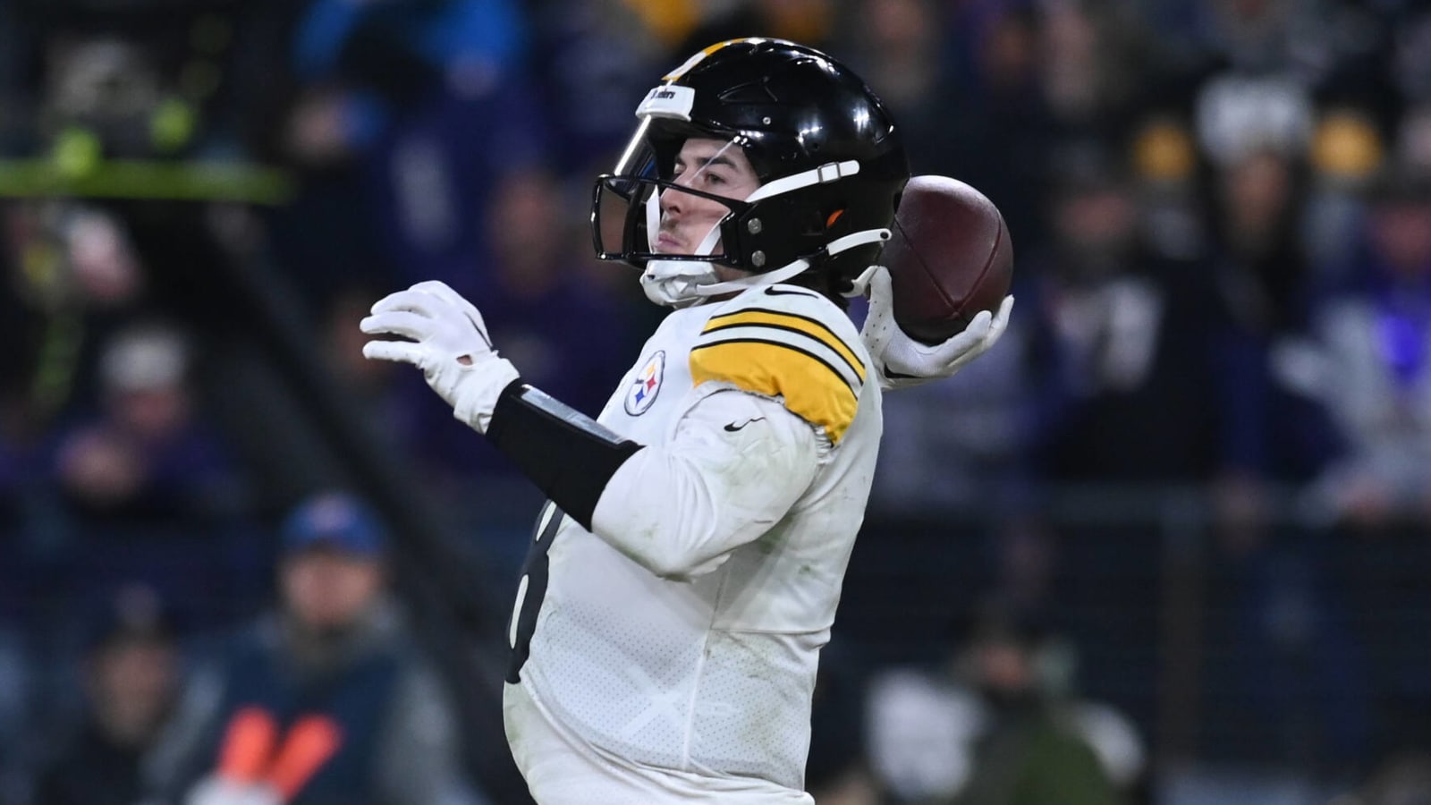 NBC Analyst Cris Collinsworth Compares Steelers Rookie QB Kenny Pickett