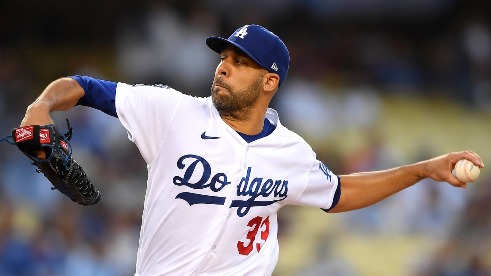 David Price replaces Joe Kelly on Dodgers' postseason roster