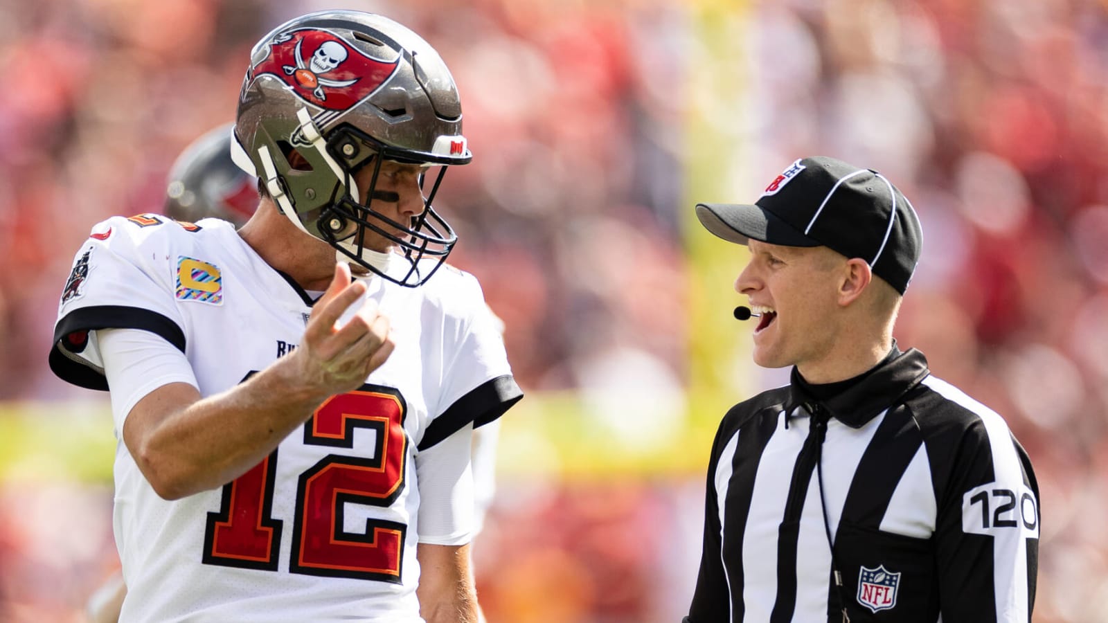 Watch: 10-year-old boy runs on field at Bucs-Falcons game