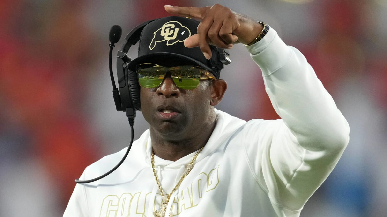 Deion Sanders sends message to competing coaches