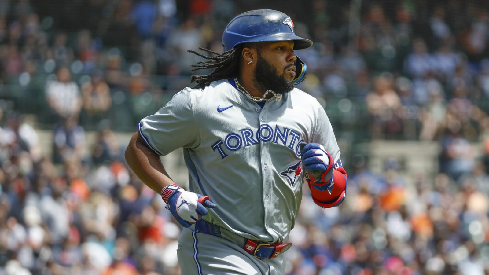 Blue Jays GM comments on trade rumors surrounding two stars