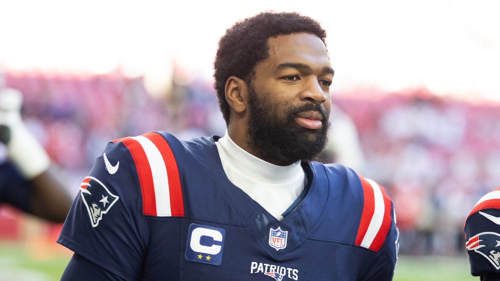 Jacoby Brissett agrees to contract with new team