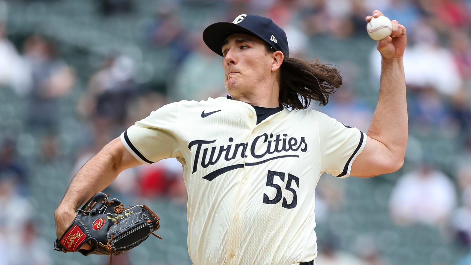 Twins get left-hander back for final series