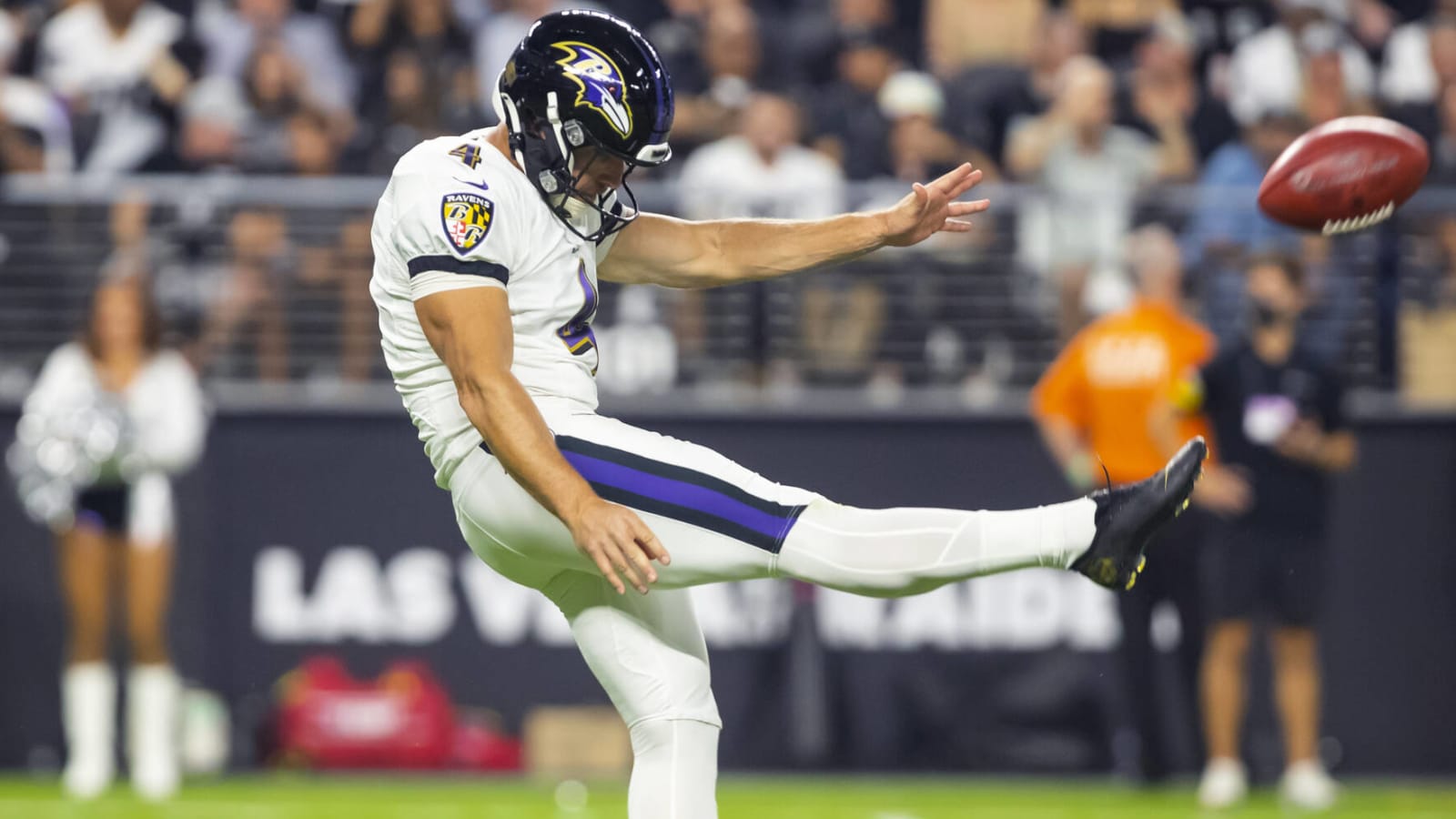 Longtime Ravens punter Sam Koch announces retirement