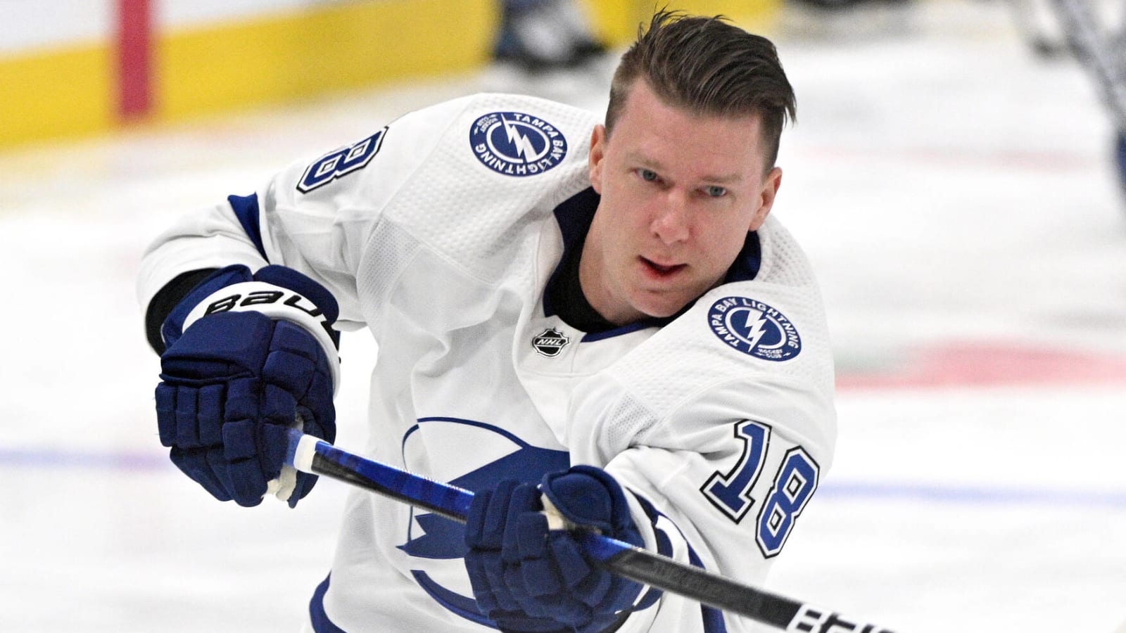 NJ Devils sign Ondrej Palat from Tampa Bay Lightning to deal