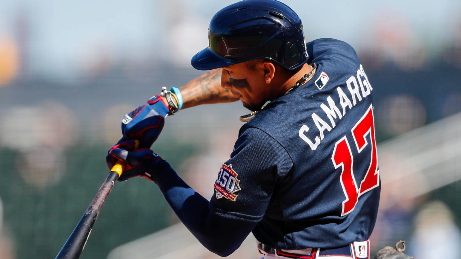 Braves place Ehire Adrianza on paternity list, activate Johan Camargo