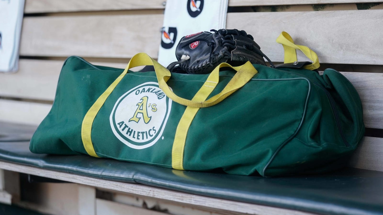 Report: A's exploring relocation