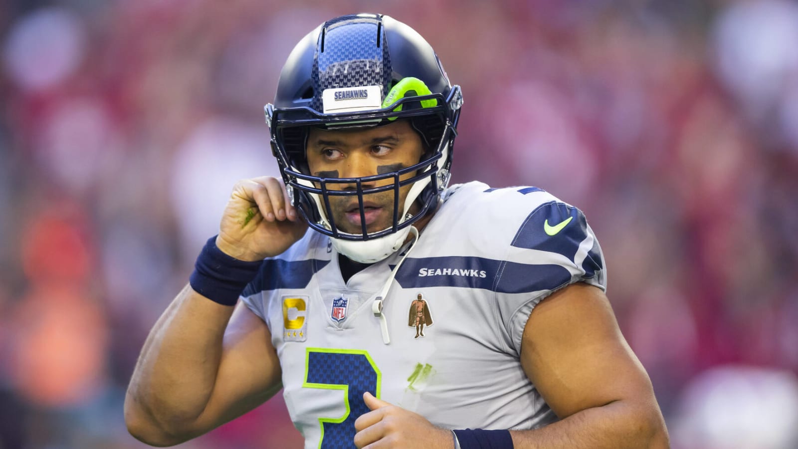 Report: Commanders made 'strong offer' for Russell Wilson