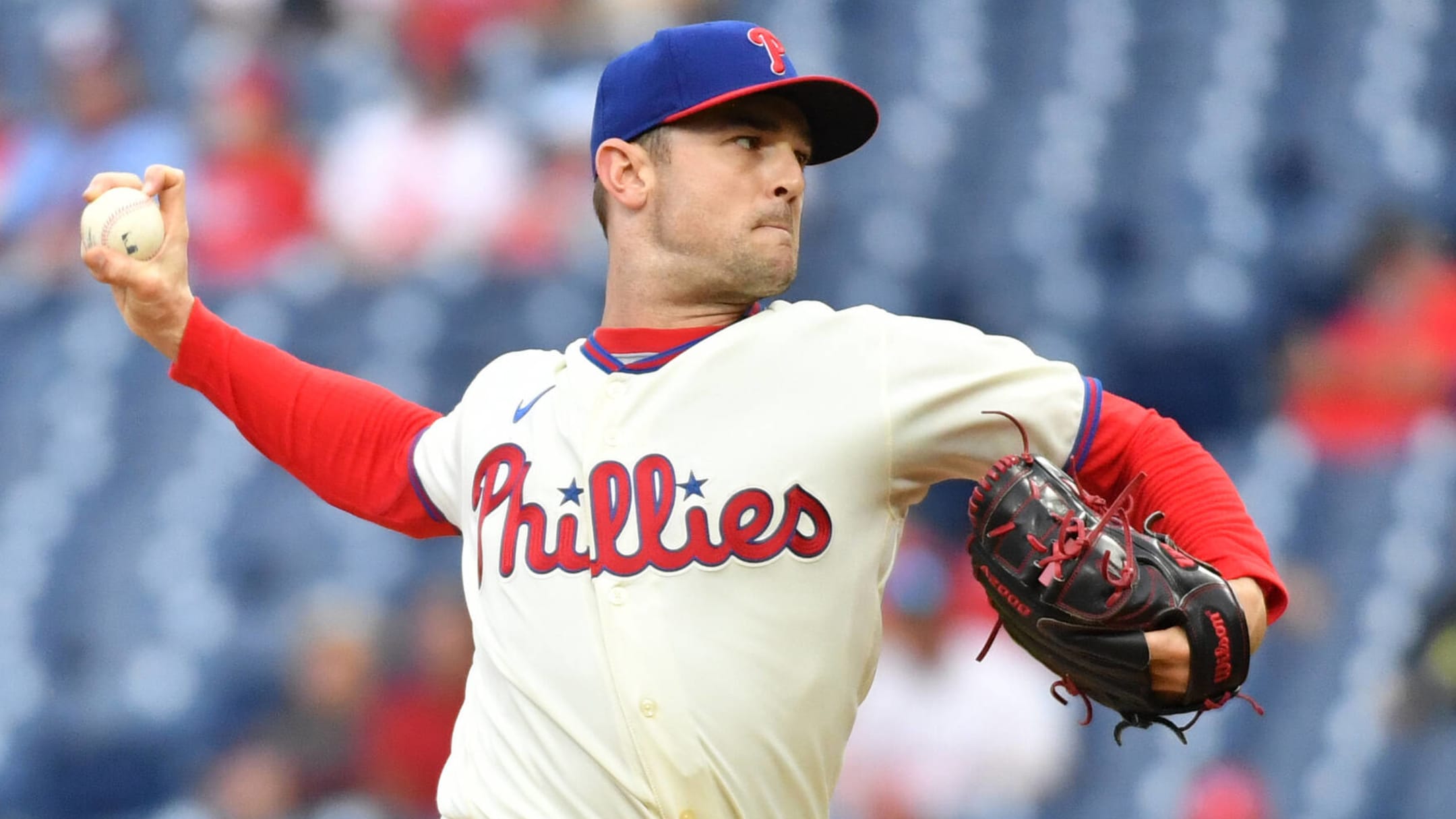 Phillies add Robertson on 2-year deal