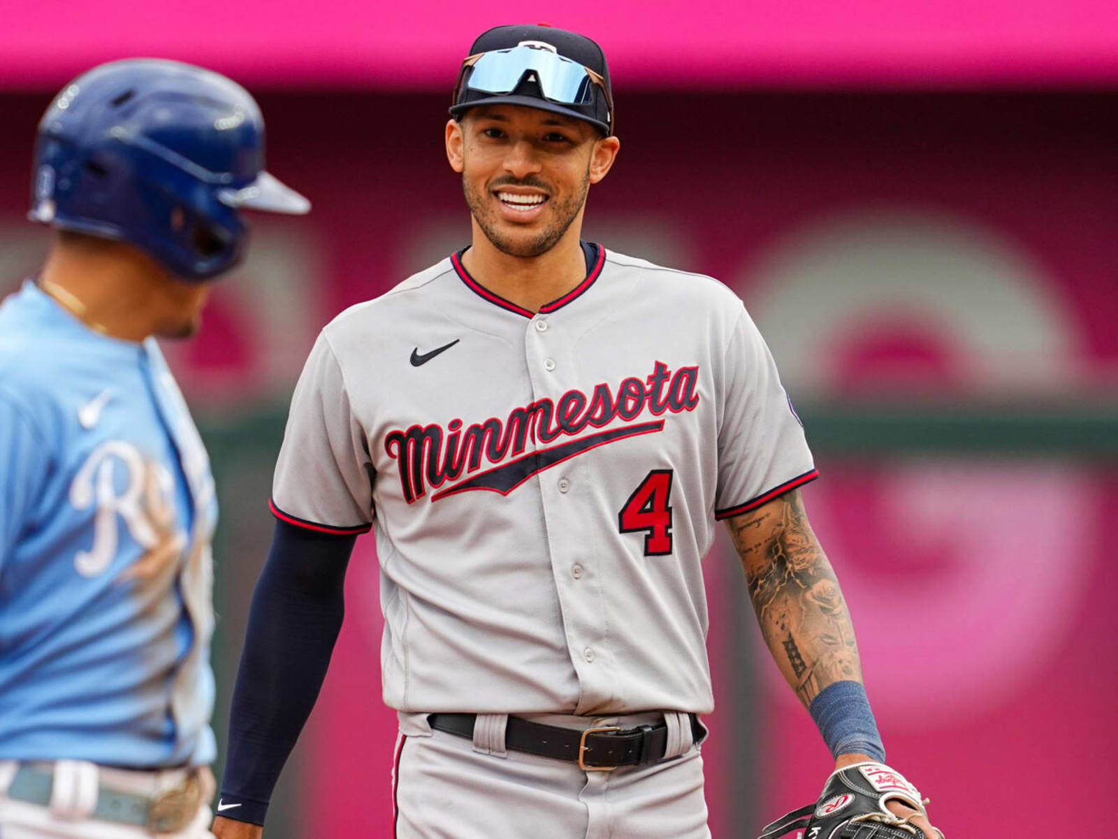 Carlos Correa had an iconic celebration for his series tying walkoff  homerun - Article - Bardown