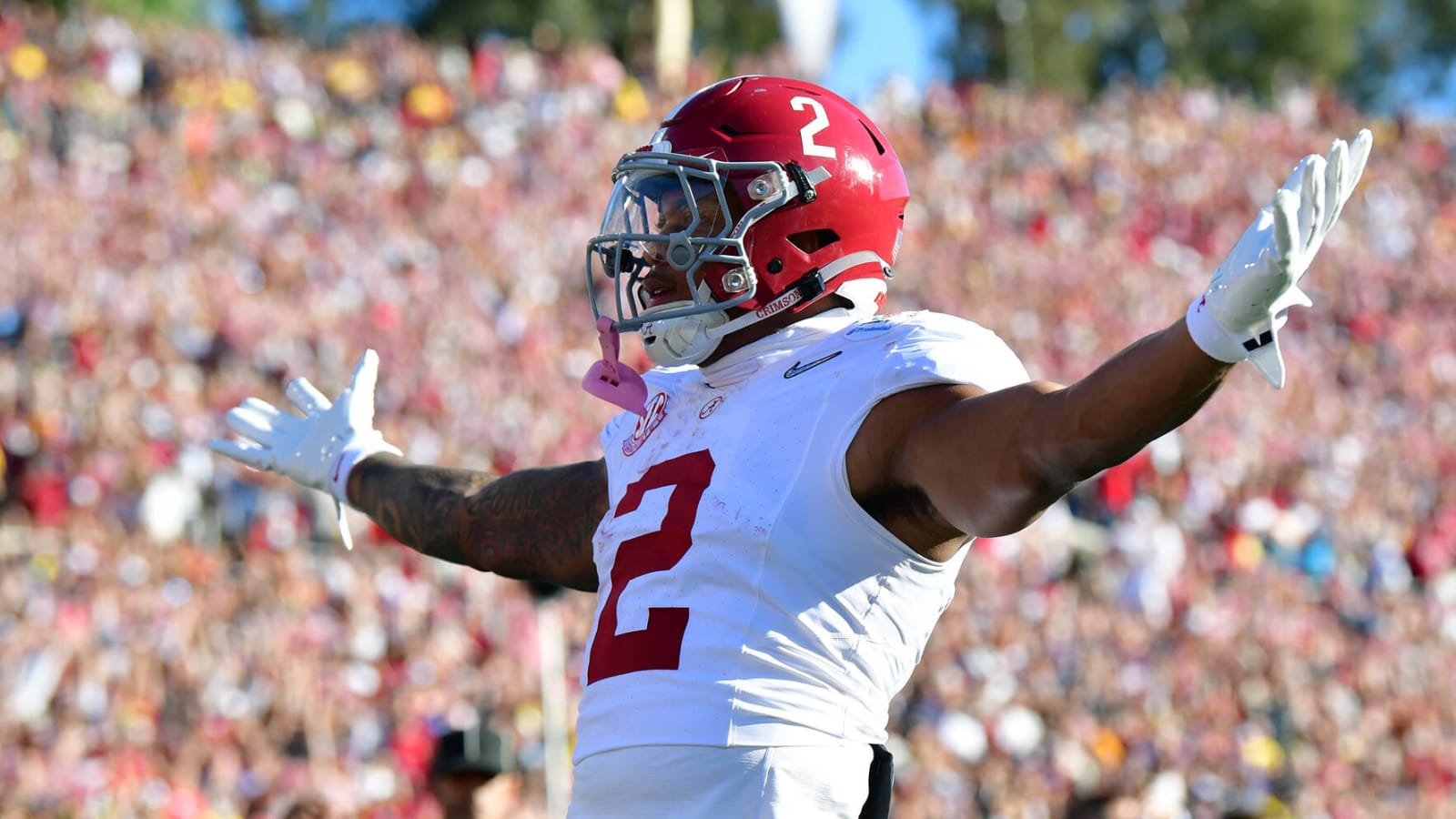 Watch: Alabama draws first blood in semifinal with TD run