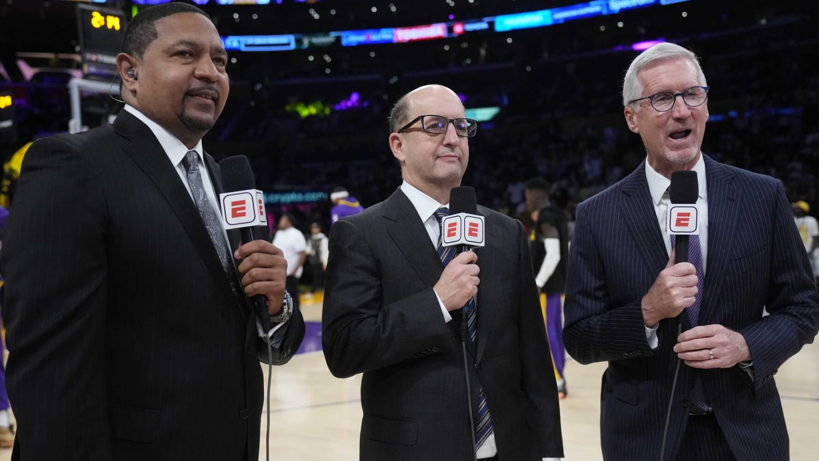 ESPN firings cap off difficult season for Mike Breen