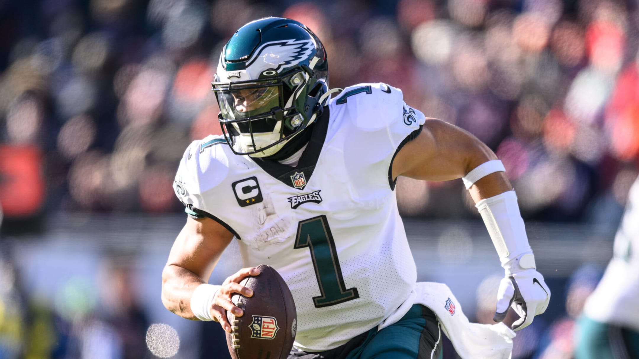 Jalen Hurts gifted Eagles O-linemen Louis Vuitton bags for