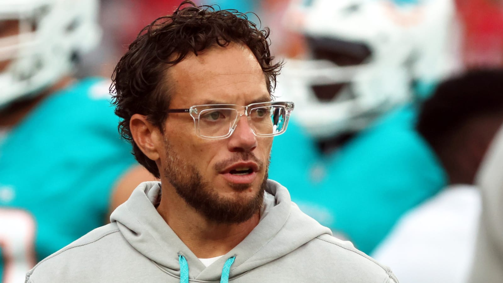 Dolphins HC Mike McDaniel reveals thoughts on calls for QB Tua