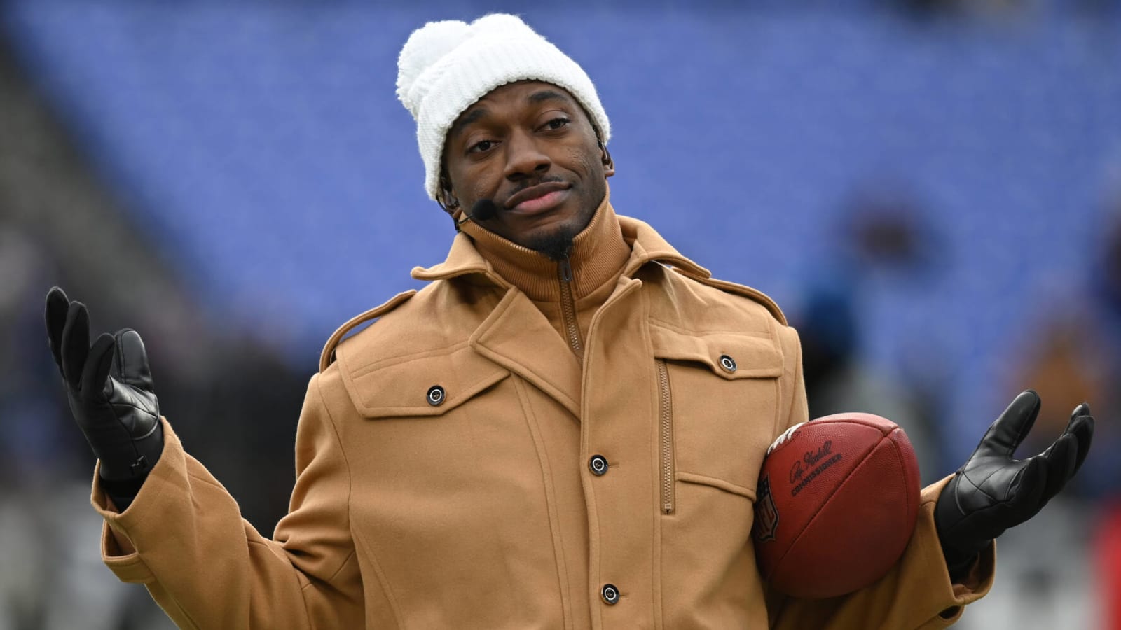 Bears GM blasts Robert Griffin III over Caleb Williams comments