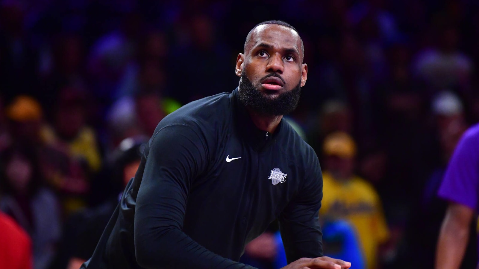 LeBron using retirement talk so Lakers pursue star free agent? Yardbarker