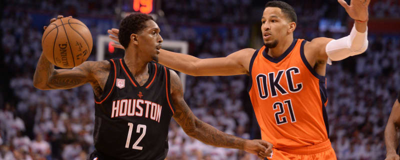 WATCH: Rockets bench laughs as Andre Roberson misses free throw