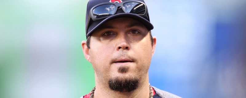 Josh Beckett arrested after allegedly tackling singer at country bar