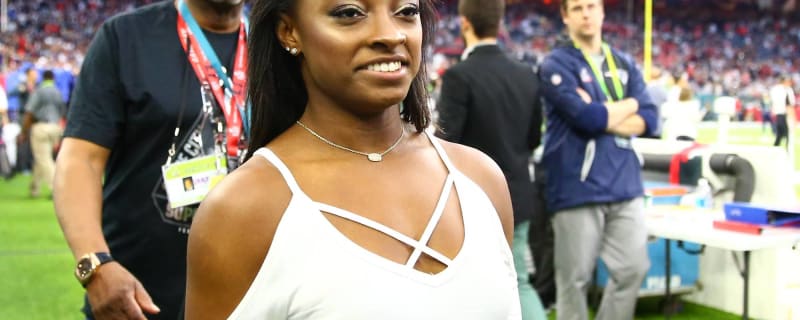 Simone Biles posts hilarious picture with Shaq