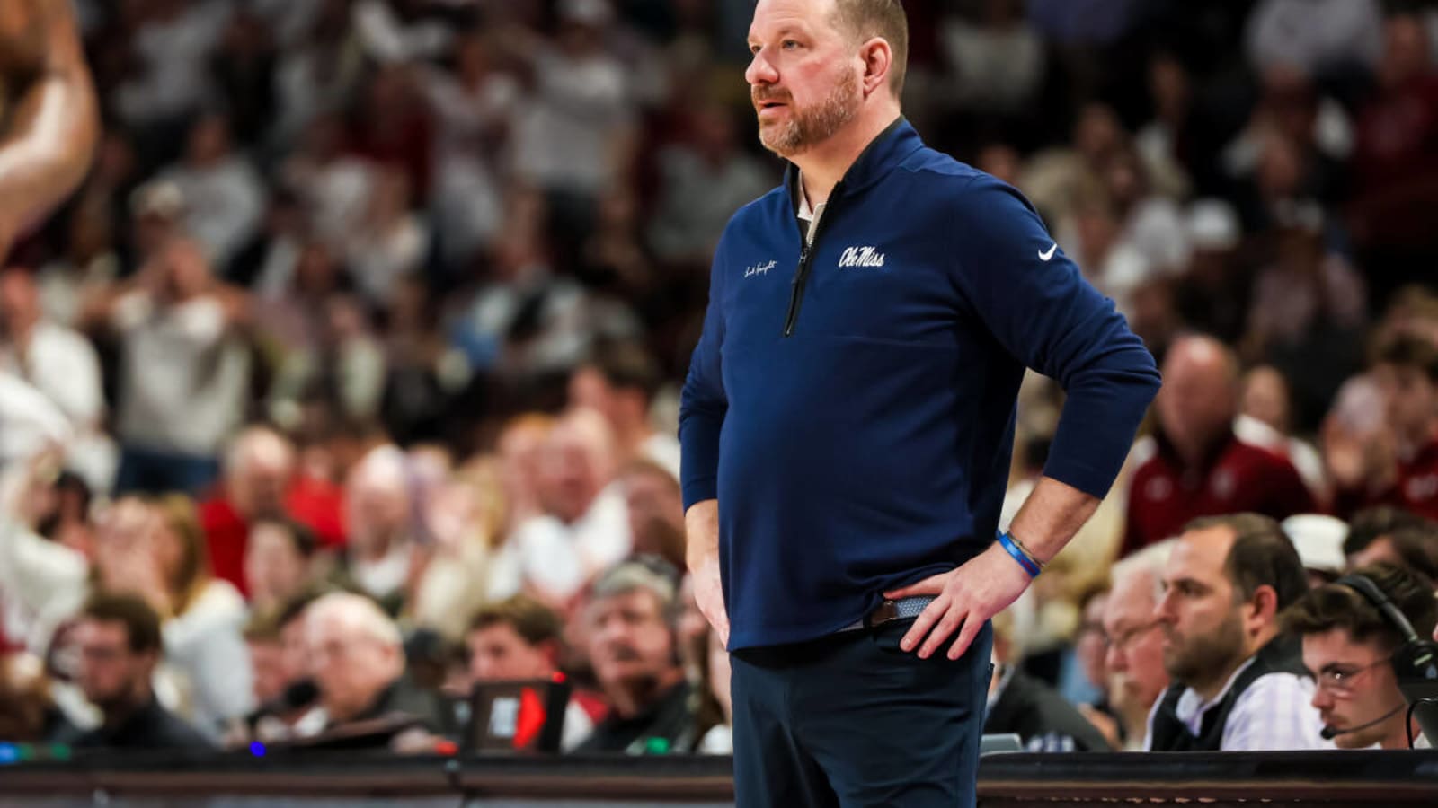 Ole Miss Basketball Extends Chris Beard Before SEC Tournament
