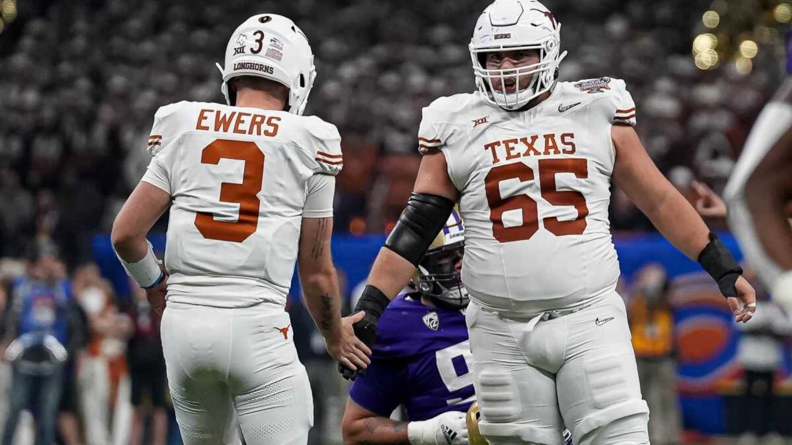 Longhorns Bert Auburn And Jake Majors Named To Academic All-America Second Team