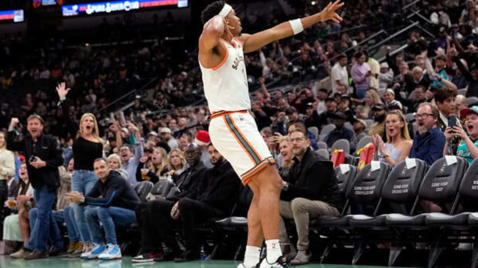 Trade Rumors: Spurs&#39; Keldon Johnson &#39;Available&#39;?