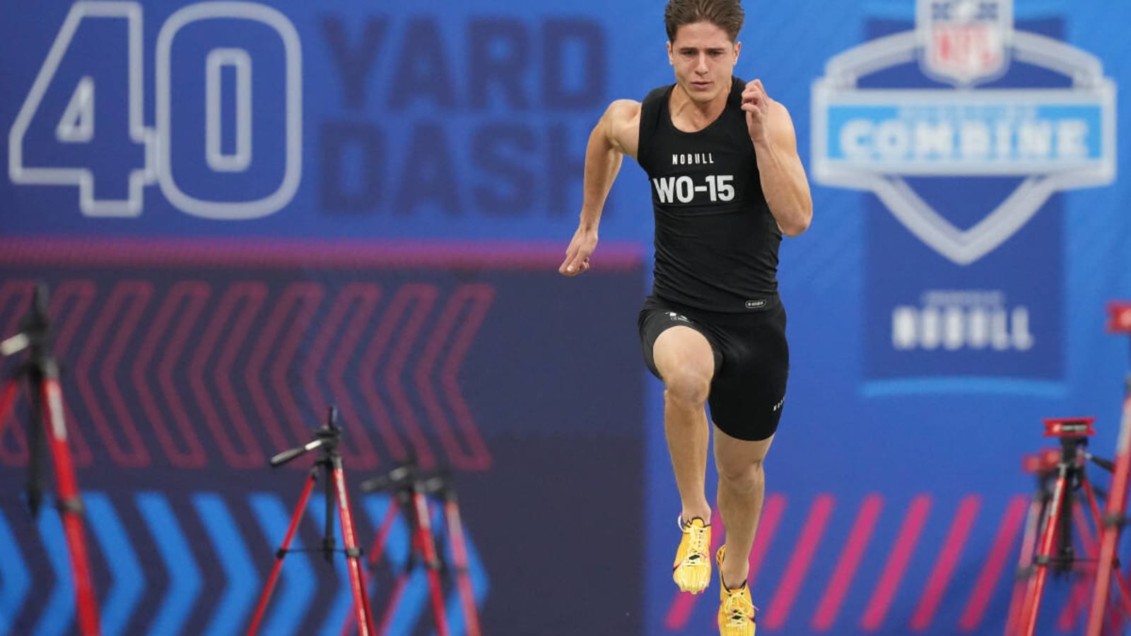 Luke McCaffrey bests older brother Christian McCaffrey in 40-yard dash