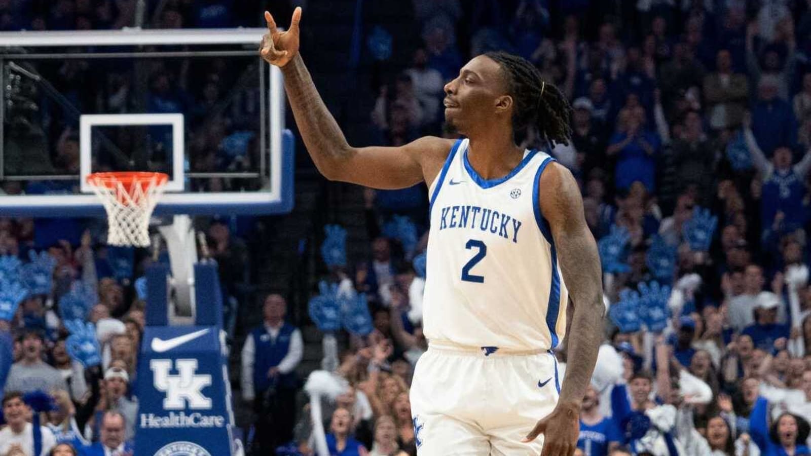 Takeaways: Kentucky comes back from a late deficit to beat Arkansas 111-102 in a shootout