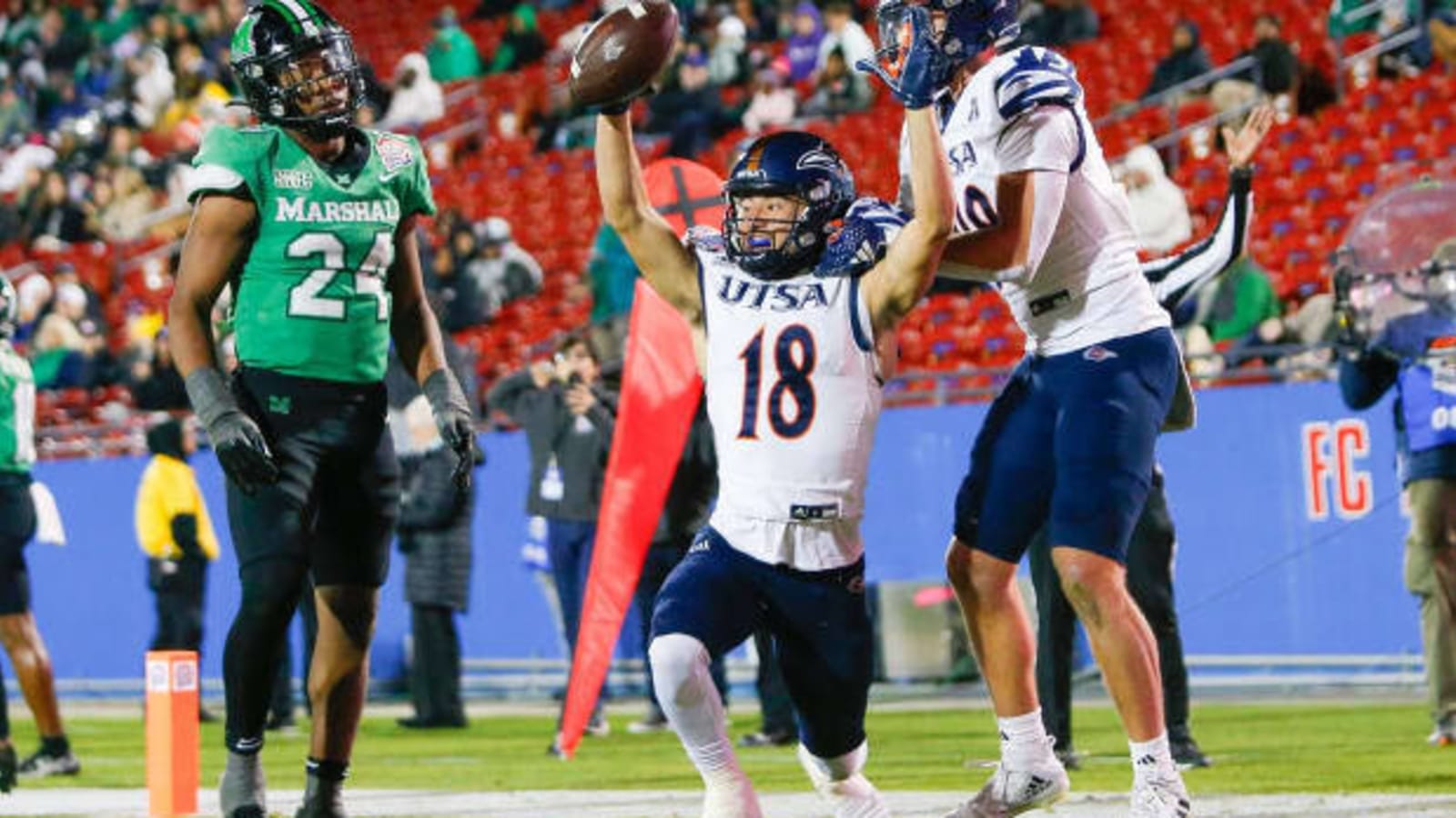 Football Bowl Season: Staff Confidence Pool Update