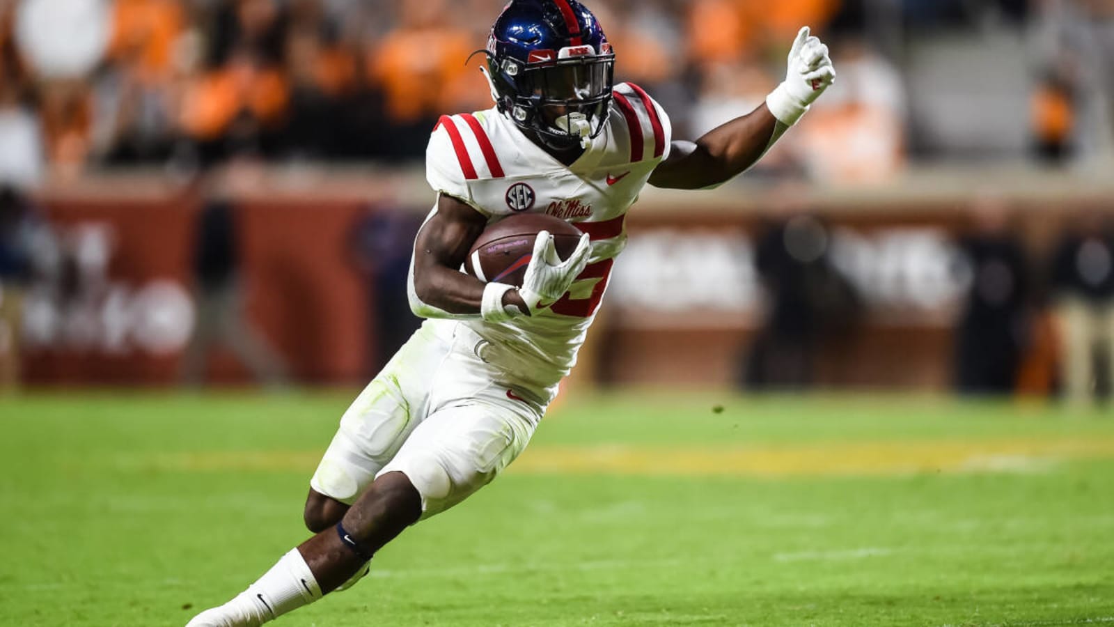 Henry Parrish to Enter Transfer Portal; Possible Reunion With Ole Miss?